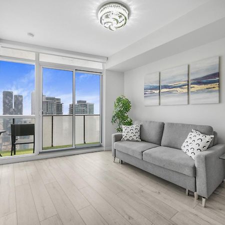 Luxury Downtown Toronto 2 Bedroom Suite With City And Lake Views And Free Parking Extérieur photo