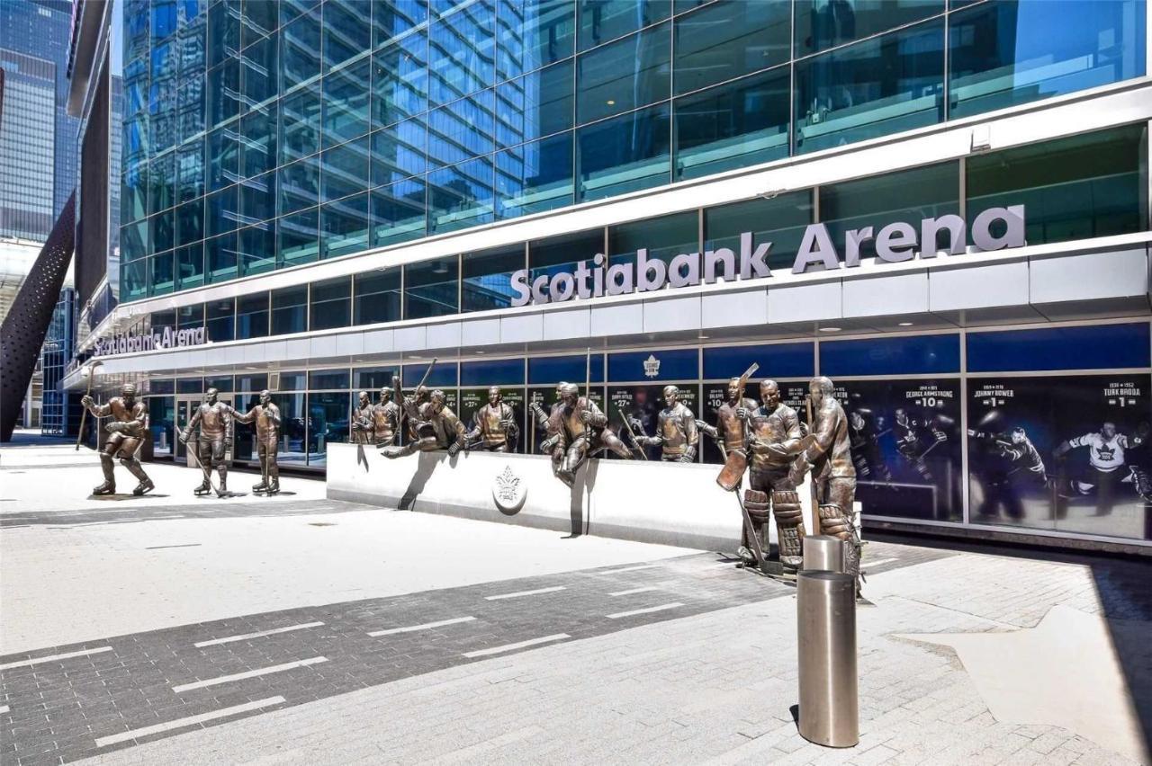 Luxury Downtown Toronto 2 Bedroom Suite With City And Lake Views And Free Parking Extérieur photo